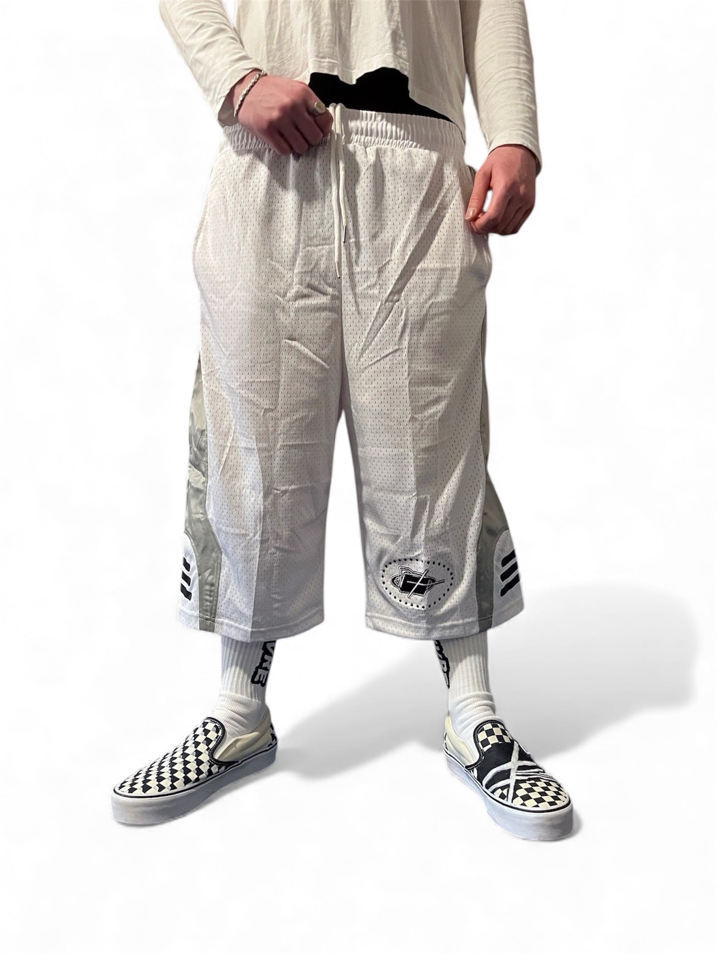 SPRY BBALL SHORTS (CRYSTAL WHITE)